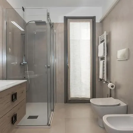 Appartamento Bed & Art - Solo Affitti Brevi * بيرغامو